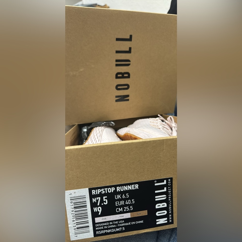 NOBULL Ripstop Runner in Light Pink